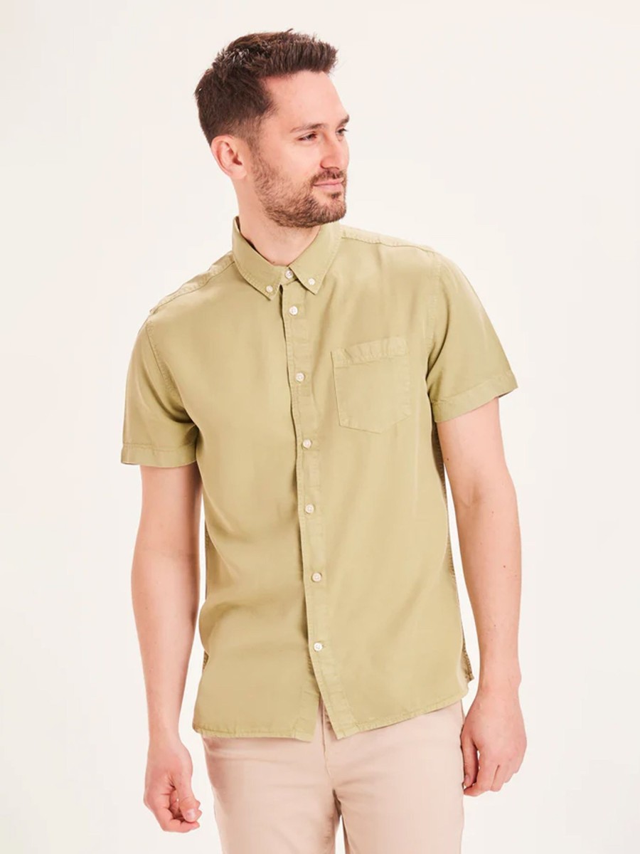 Herren Knowledge Cotton Apparel | Knowledge Cotton Apparel Larch Tencel Garment Dyed Ss Custom Fit Shirt Sage | S